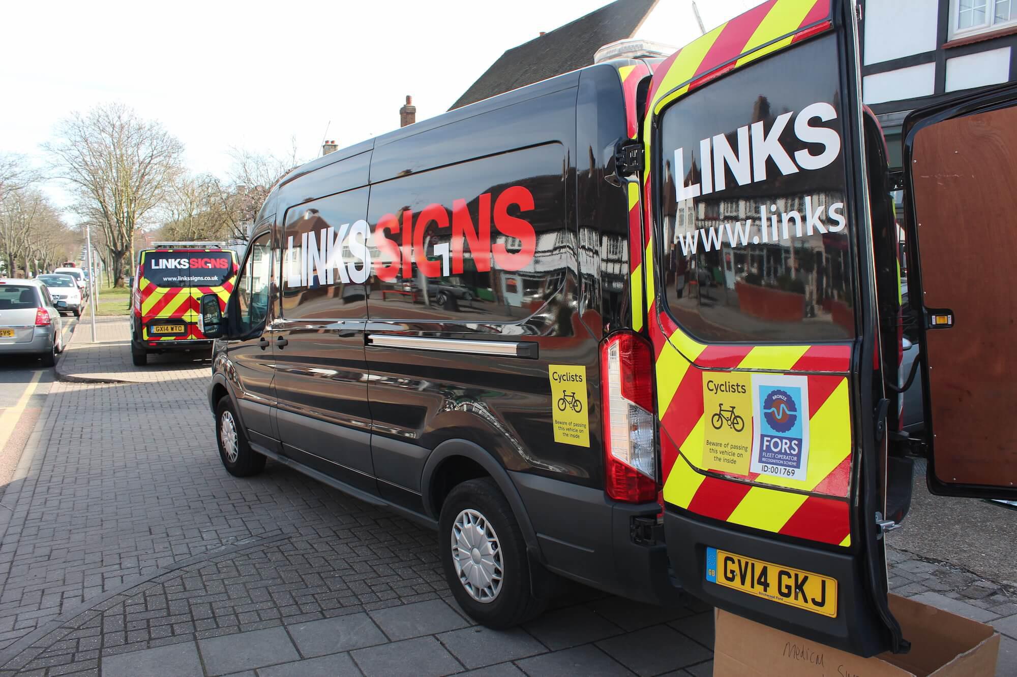 Contact Links Signs Installation